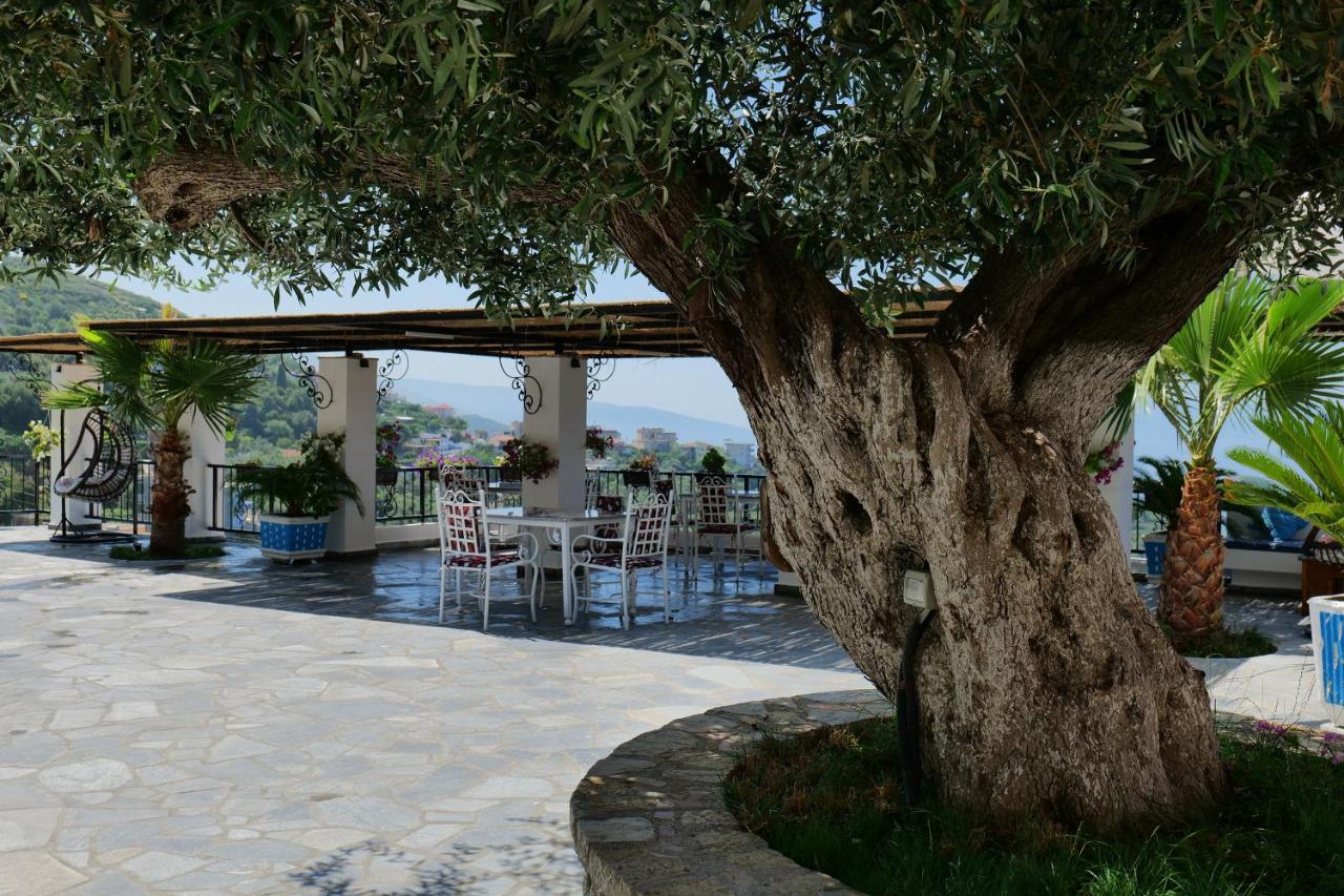 Hotel Panorama Piqeras Exterior foto